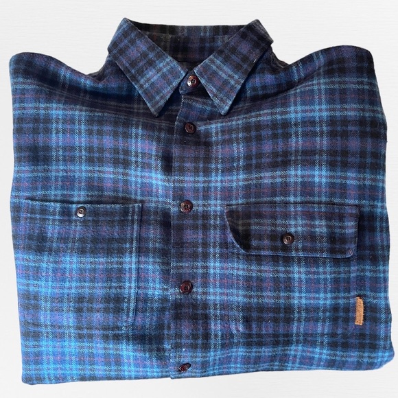 Medium Timberland Blue Button Down Flannel - Picture 2 of 4